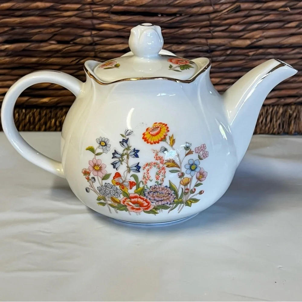 Porcelain Teapot by the Robinson Design Group - 1989